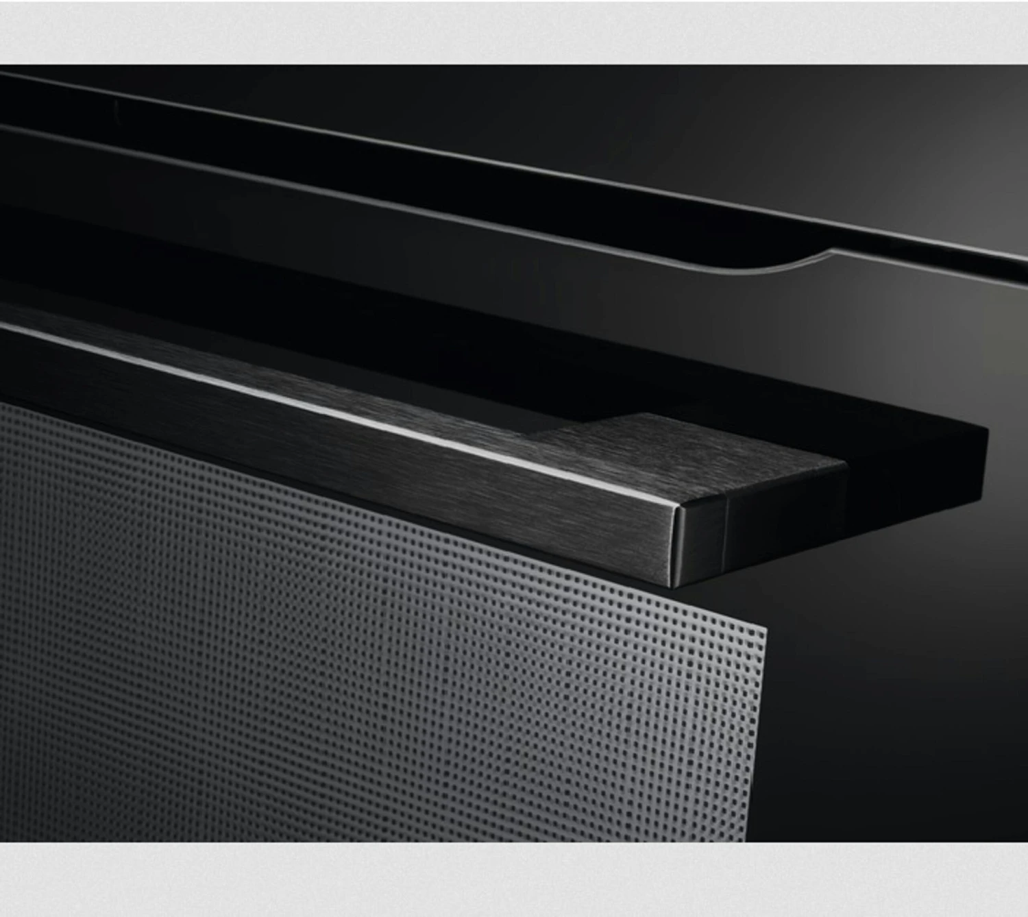 AEG 9000 SteamPro Dampfbackofen / Dampfreinigung / MaxiKlasse™ - Extra Großer Garraum (70 Liter) / Schwarz BSK792280B 8 AEG 9000 SteamPro Dampfbackofen / Dampfreinigung / MaxiKlasse™ - Extra Großer Garraum (70 Liter) / Schwarz BSK792280B - Image 6